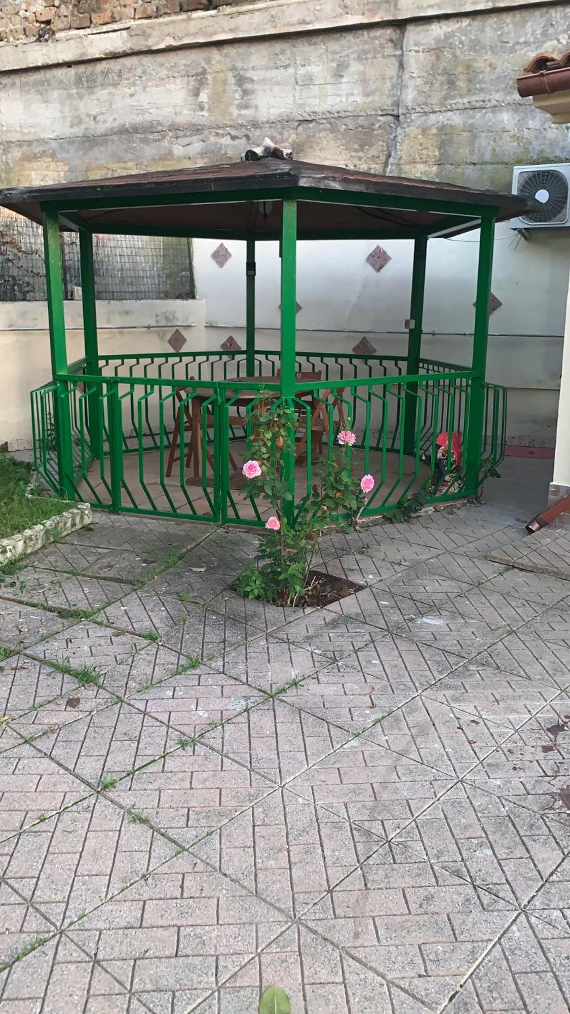B&B Civitavecchia La Casetta Con Giardino Exterior foto